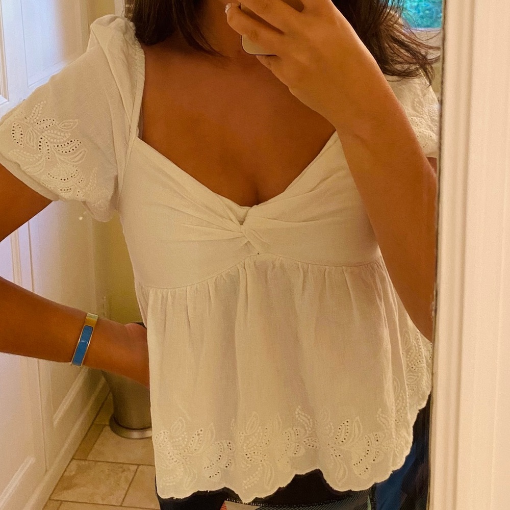 Zara White Puff Sleeve Crop Top